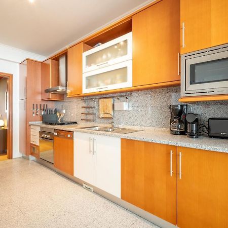 Guestready - Spacious Residence In Oeiras Barcarena Luaran gambar