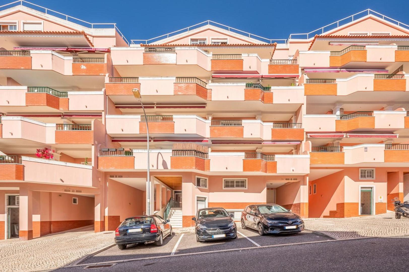 Guestready - Spacious Residence In Oeiras Barcarena Luaran gambar